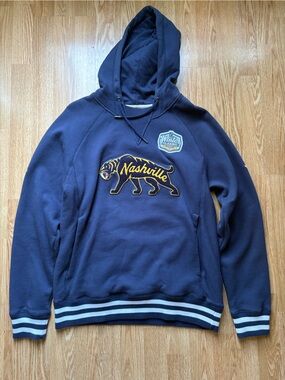 Fanatics pro size M winter classic 2020 nashville predators hoodie blue